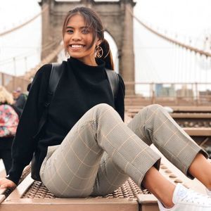 Meet your Posher, Danielle